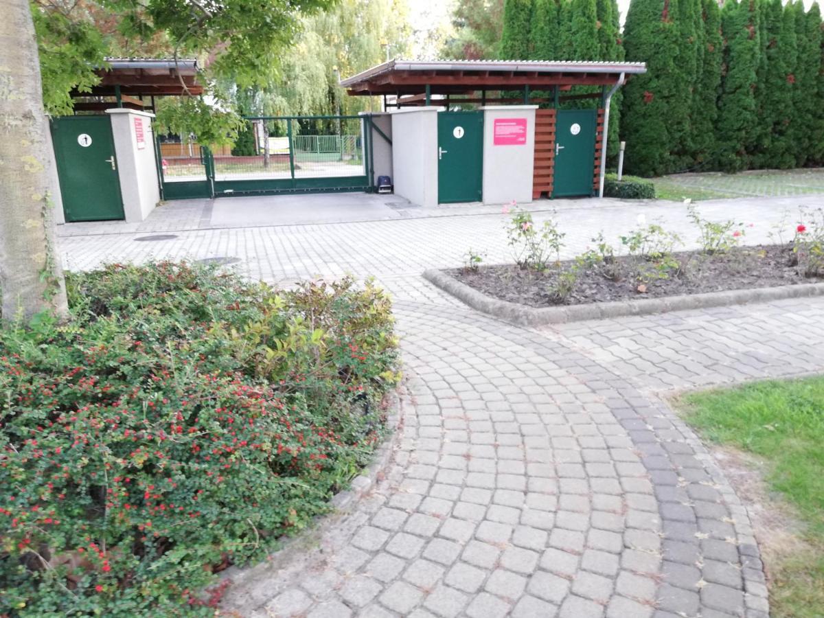 Bella Golden Beach Siófok Eksteriør billede